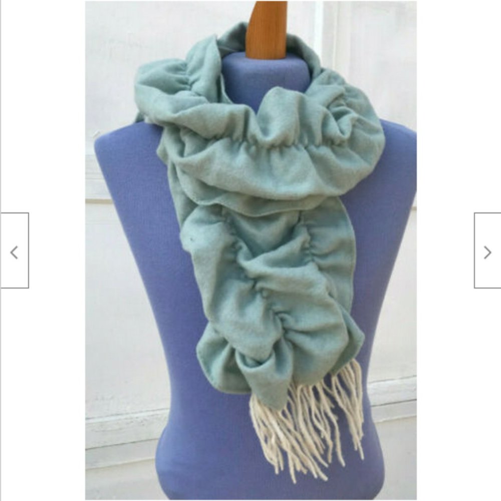 Eddie Bauer Wool & Cashmere Ruched Scarf with Fringe 12x60" Winter Neck Warmer
